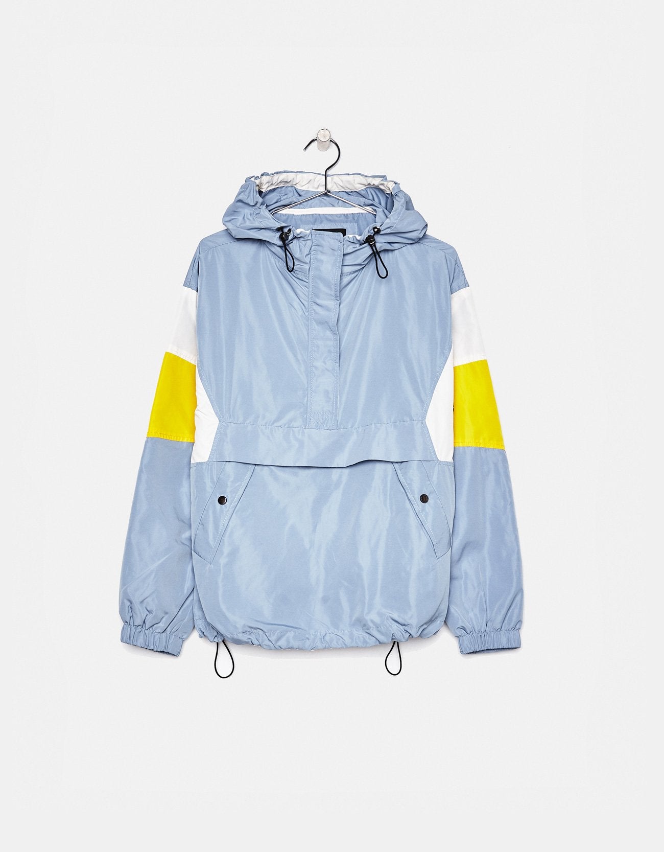 Jacket with pouch pocket